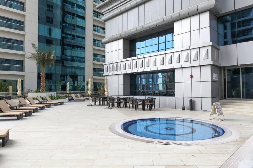Apartment World's Tallest Tower - Princess Tower Dubai